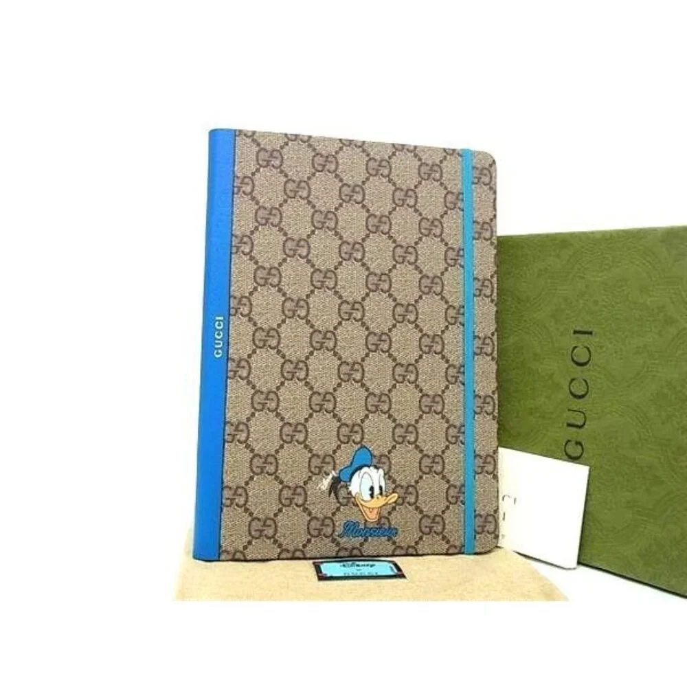 Gucci Disney Collaboration Donald Duck GG Supreme Notebook Brown Fm3097